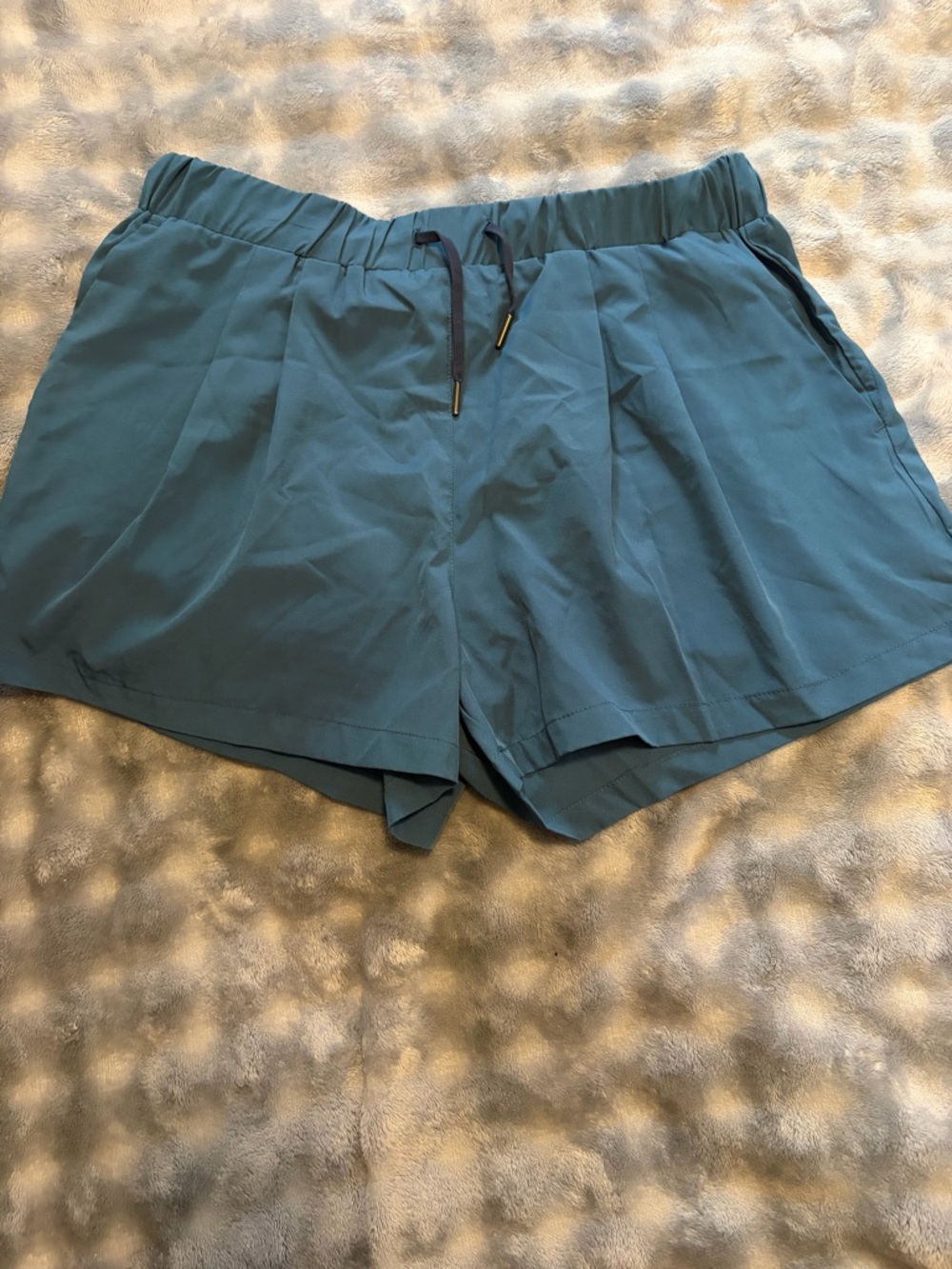 Halara women’s Casual Elastic-Waist Teal Shorts
